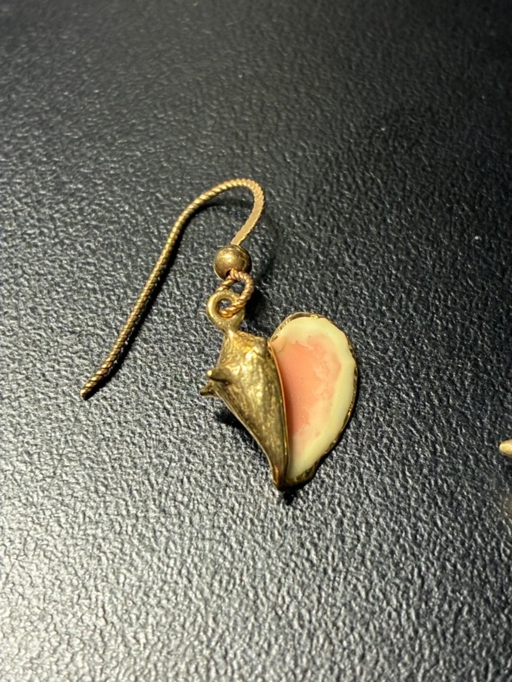 Handcrafted Gold-tone Pink conch shell Drop pierced Earrings - Picture 7 of 8